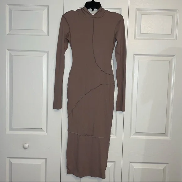 Beige Hooded Bodycon Long Sleeve Dress Floor Length Outside Seam Hoodie Dress | Color: Brown/Tan | Size: S | Ronialice's Closet Beige Hooded Bodycon Long Sleeve Dress Floor Length Outside Seam Hoodie Dress | Color: Brown/Tan | Size: S | Ronialice's Closet